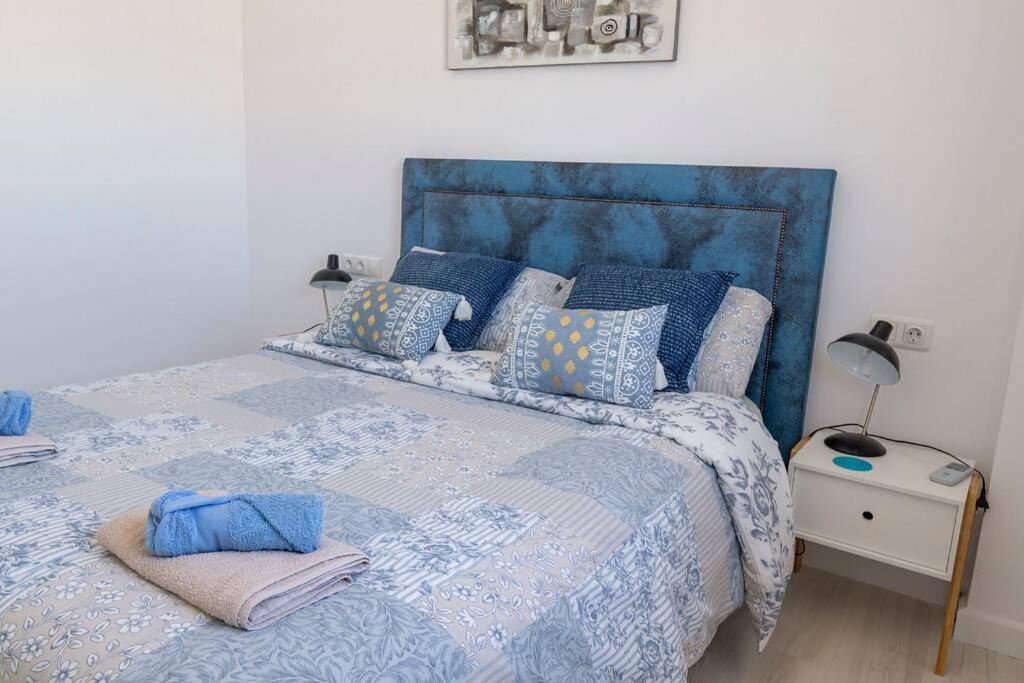 Casa Lilly-Rose, A Beautiful 3 Bedroom Detached Villa A Short Walk To The Villamartin Plaza & Golf Course Zewnętrze zdjęcie