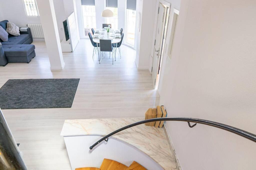 Casa Lilly-Rose, A Beautiful 3 Bedroom Detached Villa A Short Walk To The Villamartin Plaza & Golf Course Zewnętrze zdjęcie
