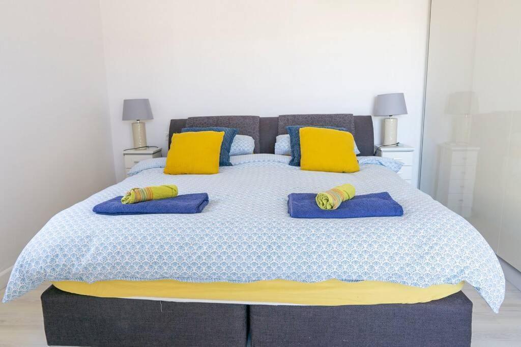 Casa Lilly-Rose, A Beautiful 3 Bedroom Detached Villa A Short Walk To The Villamartin Plaza & Golf Course Zewnętrze zdjęcie